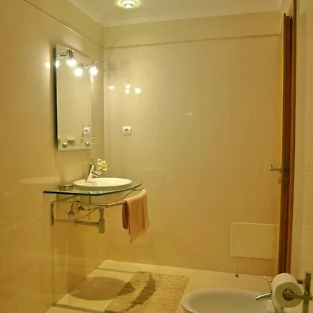 White House Apartment *