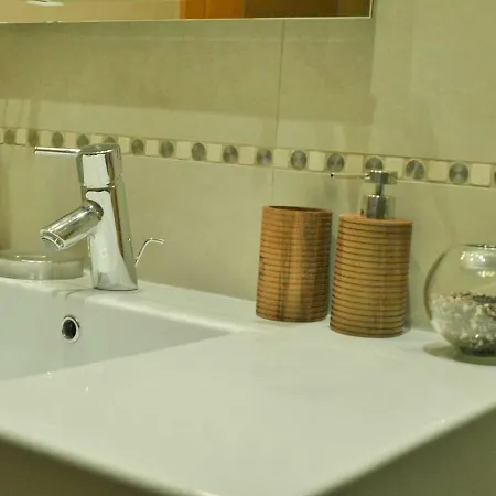 White House Apartment *